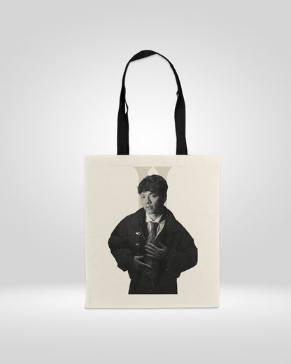 JJ POSE TOTE BAG