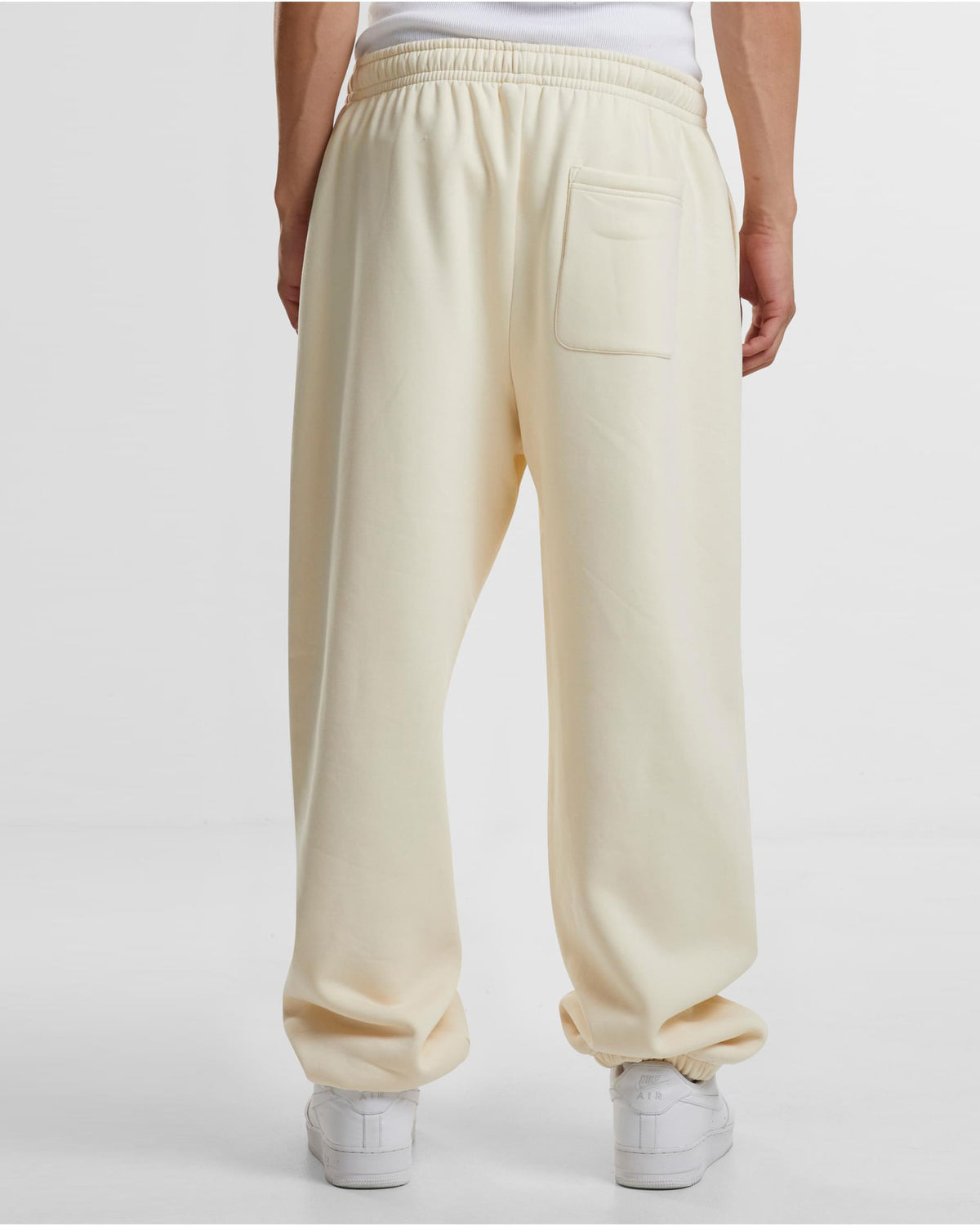 BASIC SMOOTH JOGGER